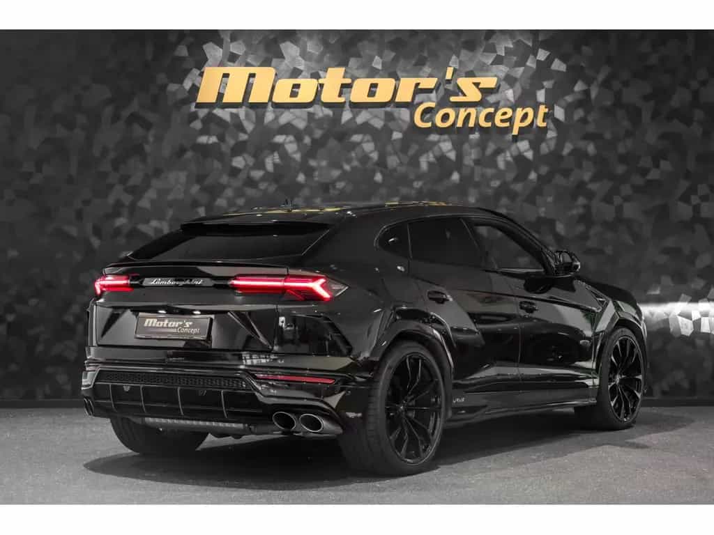 Lamborghini Urus V8 - NERO HELENE / VERDE 05/2021-photo-2