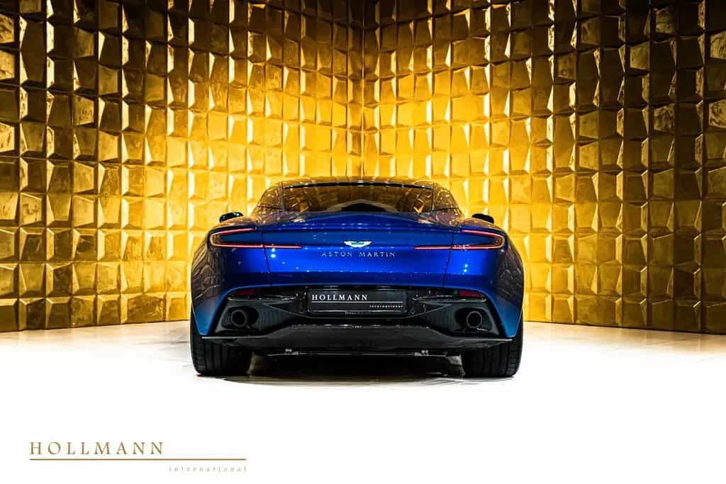 Aston Martin DB12 COUPE + CARBON + BOWERS WILKINS + 09/2024-photo-5