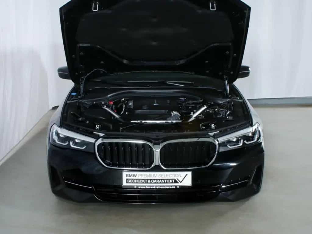 BMW 520 d TG Alarm SHZ DAB Lordose 4-Zonen Parkassis 01/2022-photo-13