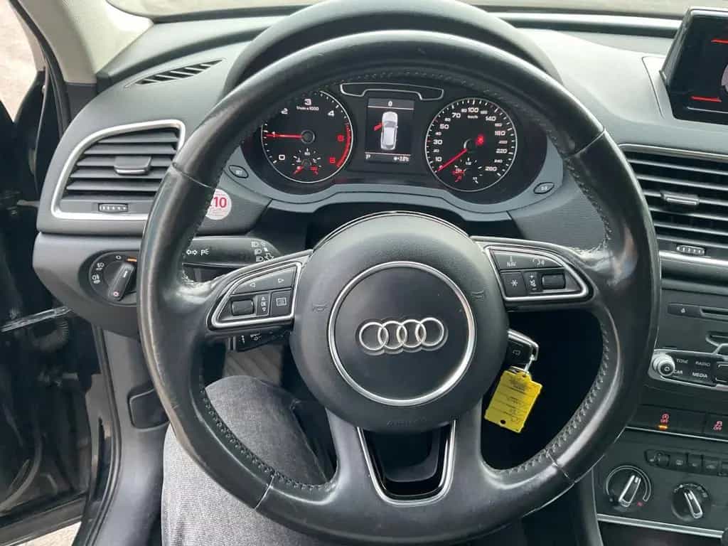 Audi Q3 2.0 TDI quattro S-Tronic Navi Klima PDC LED 01/2013-photo-12