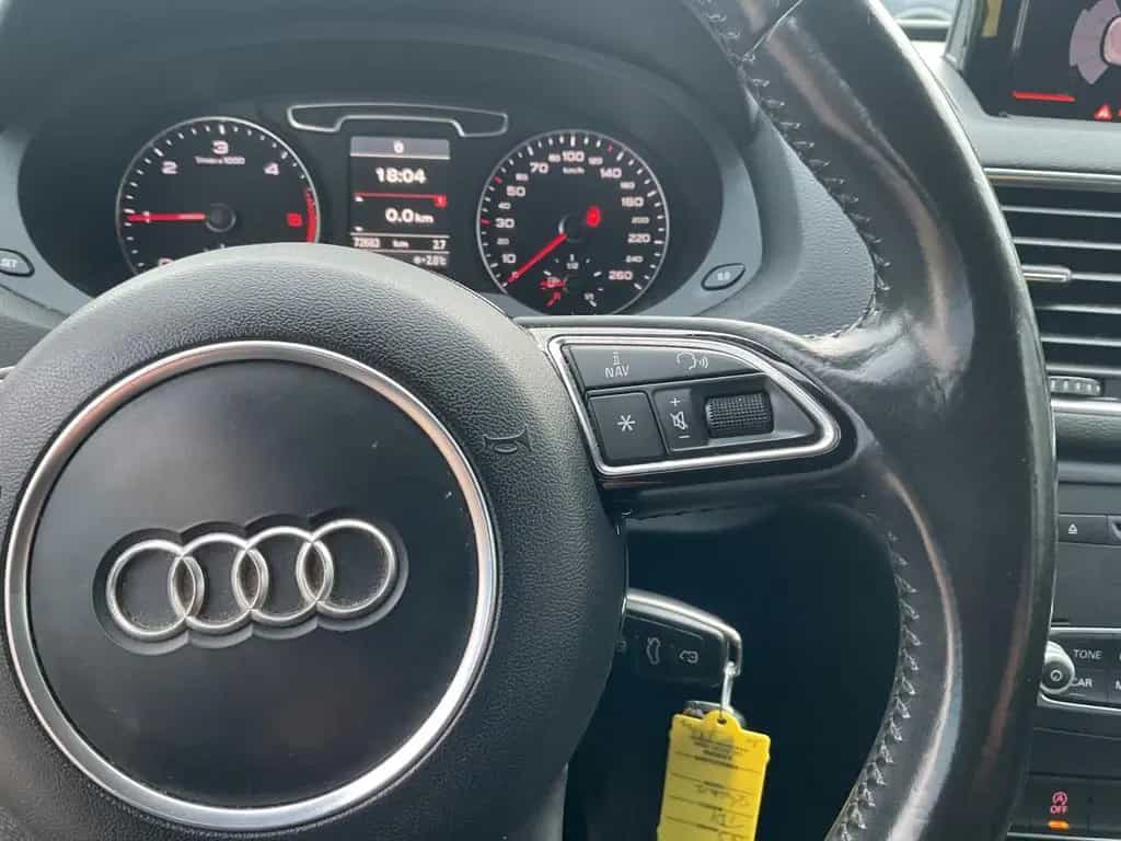 Audi Q3 2.0 TDI quattro S-Tronic Navi Klima PDC LED 01/2013-photo-22