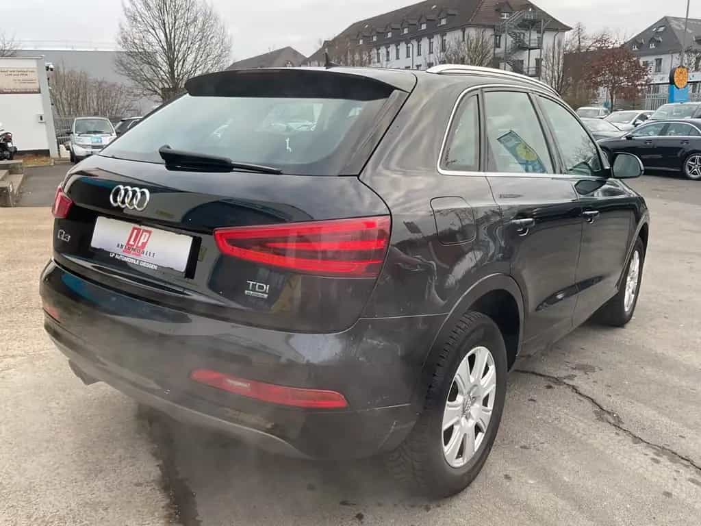 Audi Q3 2.0 TDI quattro S-Tronic Navi Klima PDC LED 01/2013-photo-4