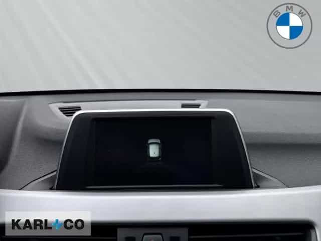 BMW X1 sDrive18i PDC Sportlenkrad ActiveGuard CD 03/2020-photo-10