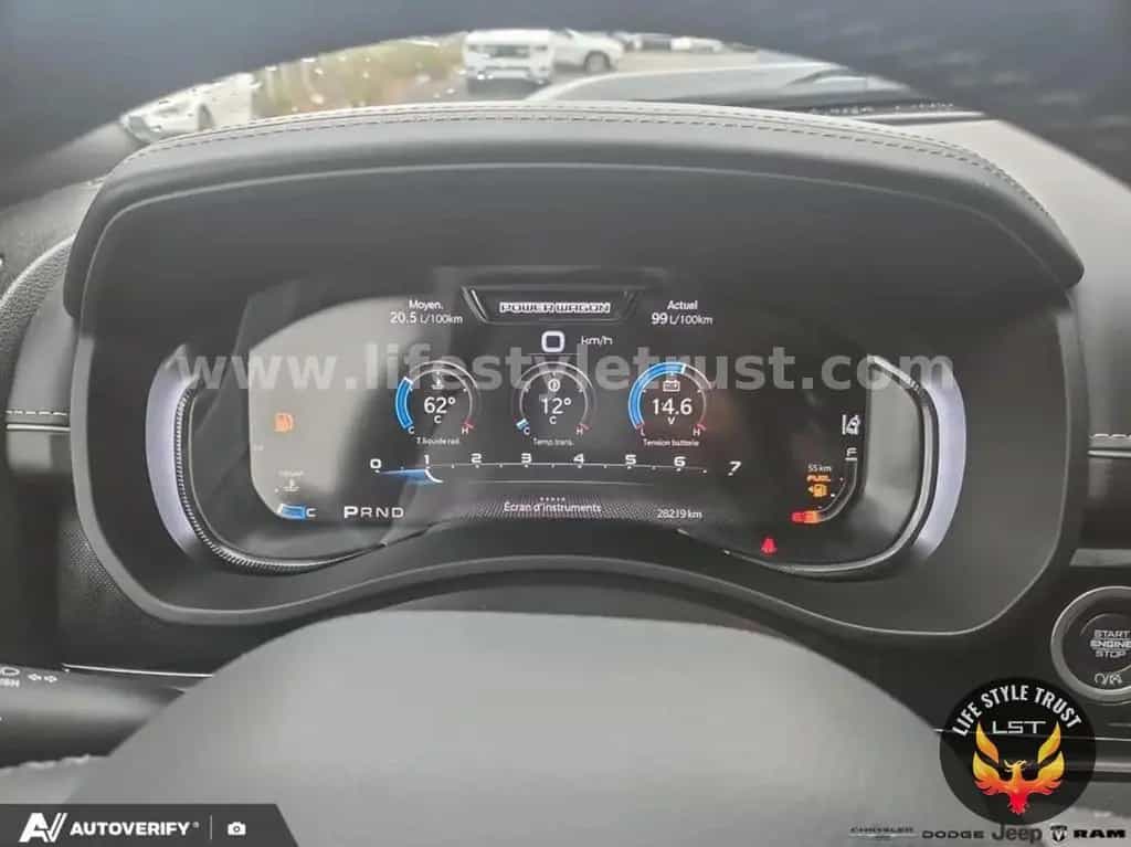 Dodge RAM 2500  POWER WAGON 6.4V8 HEMI 4x4 € 60.000 T1 07/2023-photo-13