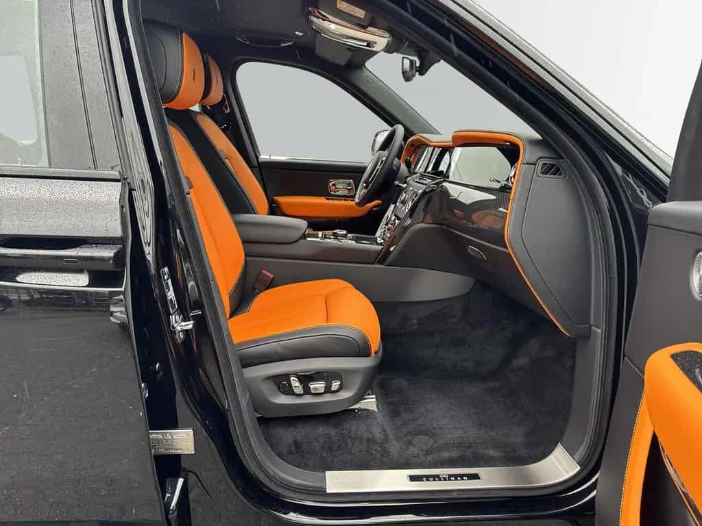 Rolls-Royce Cullinan Black Badge Series II MY2026 *STARLIGHT 02/2026-photo-8
