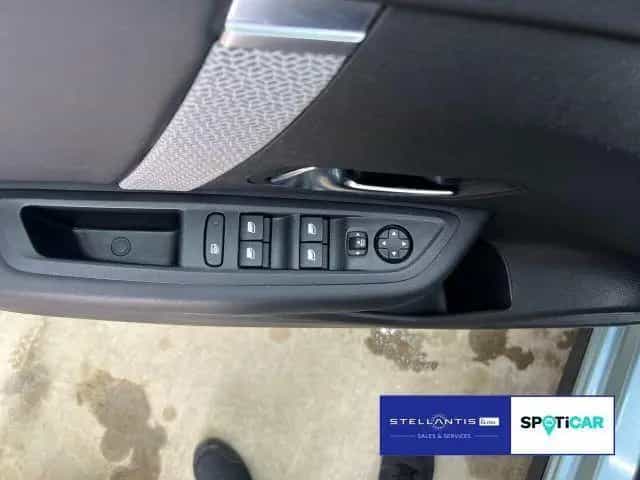 Citroën C4 1.2 PureTech 130 Max (EURO C4 1.2 PureTech 13 11/2023-photo-11