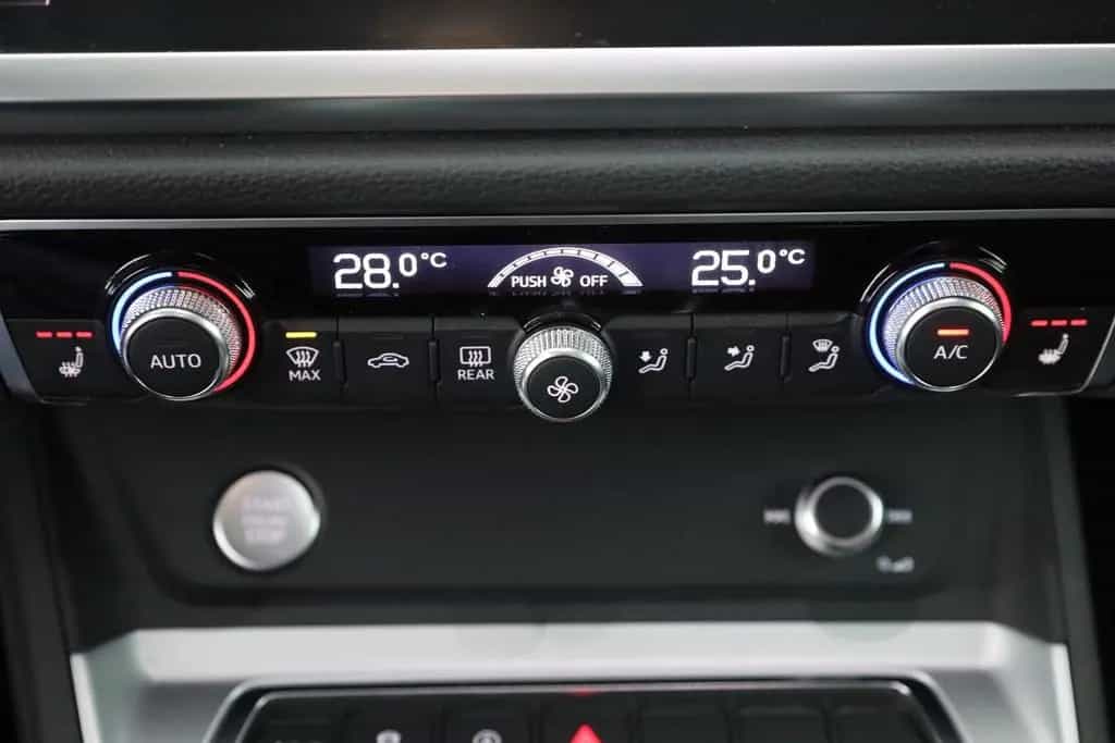 Audi Q3 45 TFSI quattro advanced LED Virtual Cockpit 08/2019-photo-11