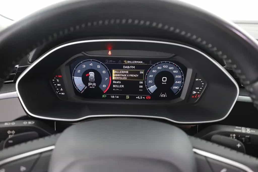 Audi Q3 45 TFSI quattro advanced LED Virtual Cockpit 08/2019-photo-16