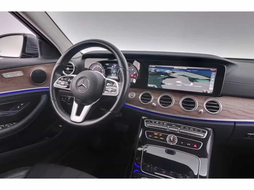 Mercedes-Benz E-Class 200 9G-tronic Lim.Exclusive+LED+NAVI+KAMERA 08/2018-photo-11
