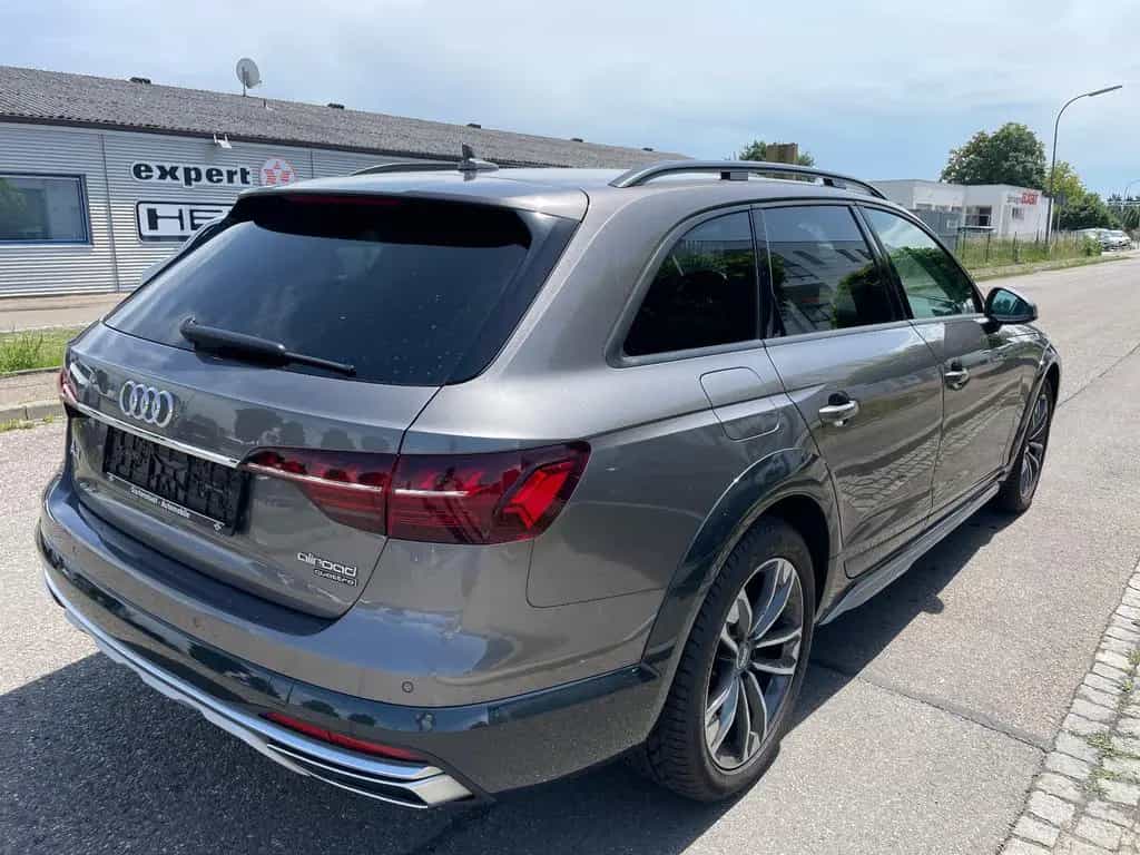Audi A4 Allroad QUATTRO 45 TDI | PANO| B&O | MATRIX 12/2019-photo-3