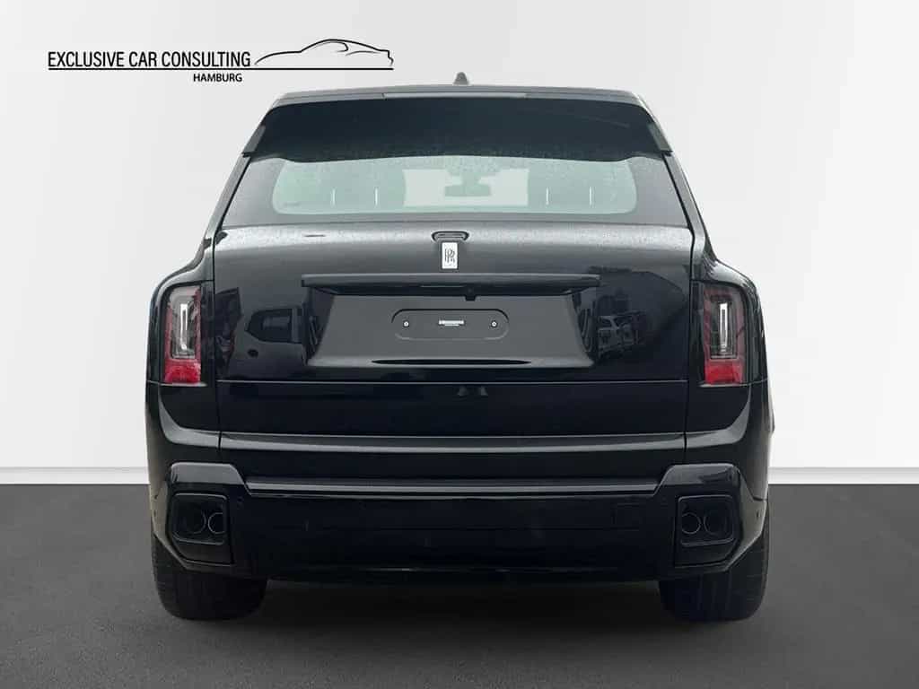 Rolls-Royce Cullinan Silver Badge 02/2026-photo-4