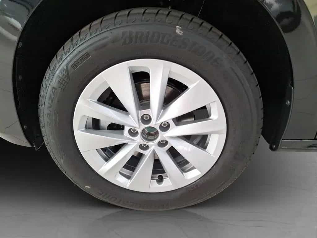 Skoda Kamiq Selection 1,0 TSI 85 kW 7-Gang-DSG null-photo-9