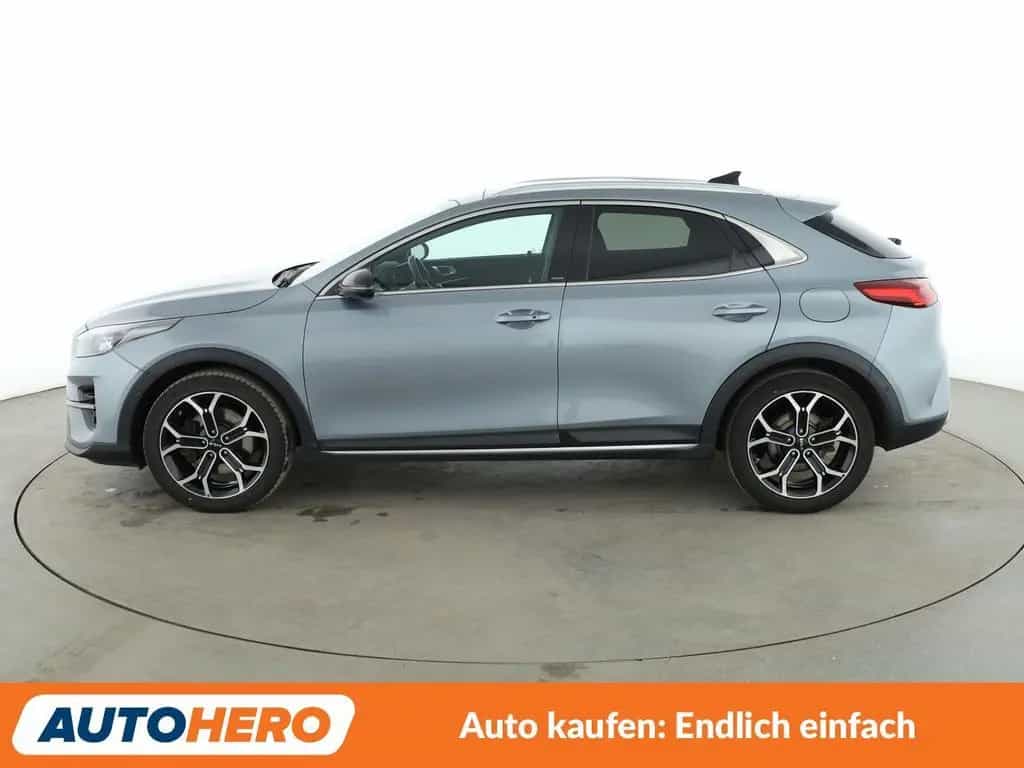 Kia XCeed 1.6 TGDI Black Xdition Aut.*NAVI*LED*CAM* 11/2022-photo-2