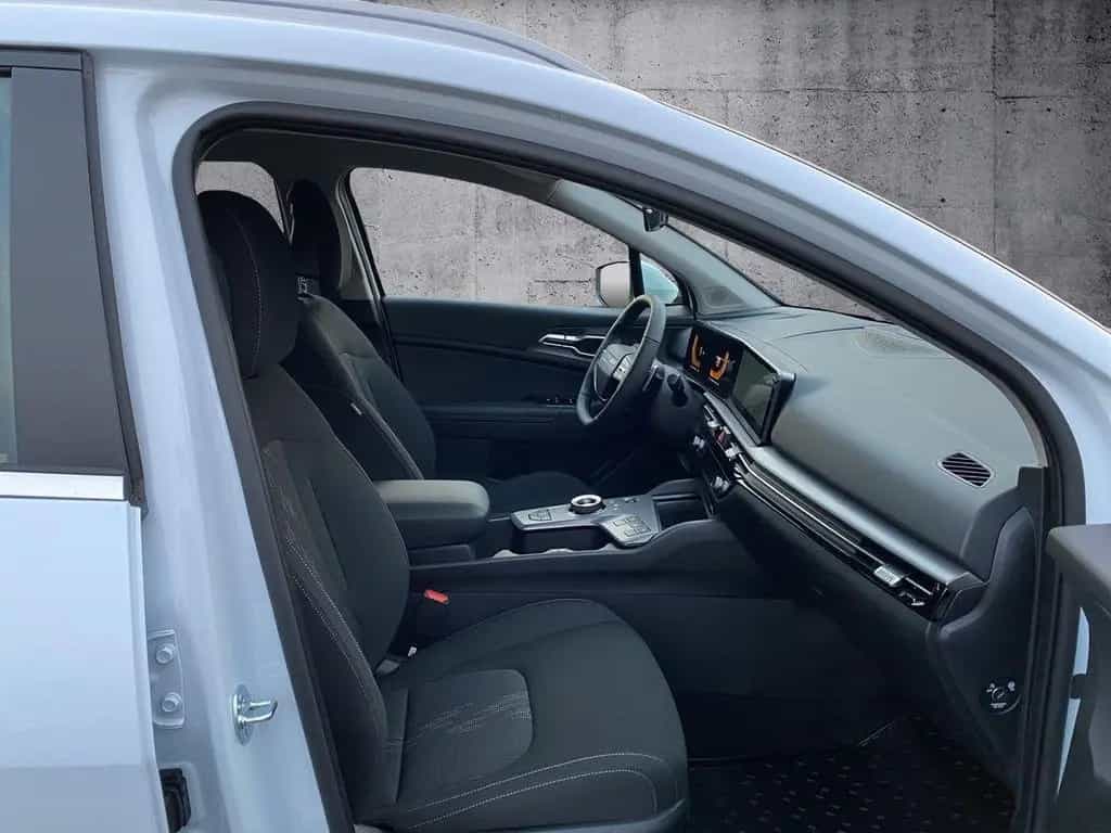Kia Sportage Exclusive Sitzheizung v./h. /R.Kamera 12/2025-photo-6