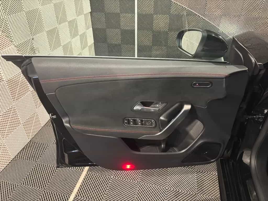 Mercedes-Benz CLA 35 AMG Shooting Brake CLA 35 AMG SB 4Ma.*LED*AHK-ACC-R.KAM-MBUX-SHZ-19 12/2021-photo-17