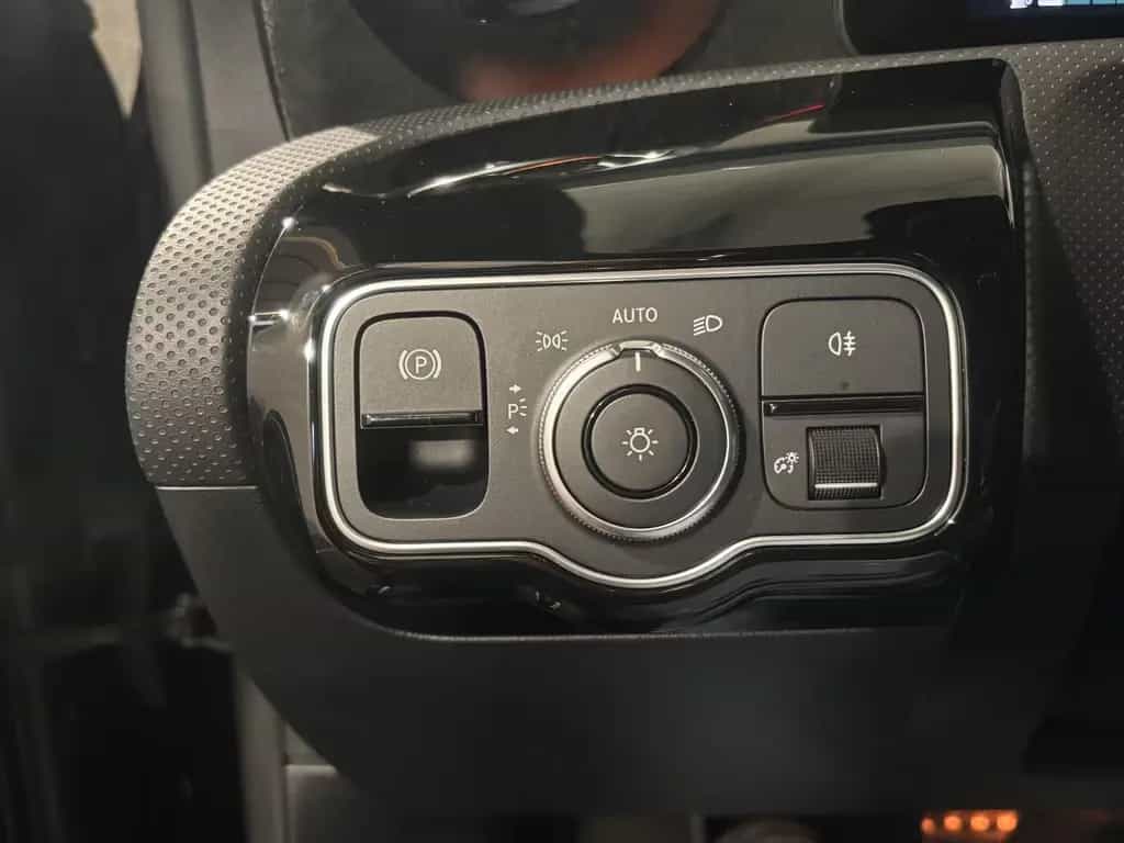 Mercedes-Benz CLA 35 AMG Shooting Brake CLA 35 AMG SB 4Ma.*LED*AHK-ACC-R.KAM-MBUX-SHZ-19 12/2021-photo-27