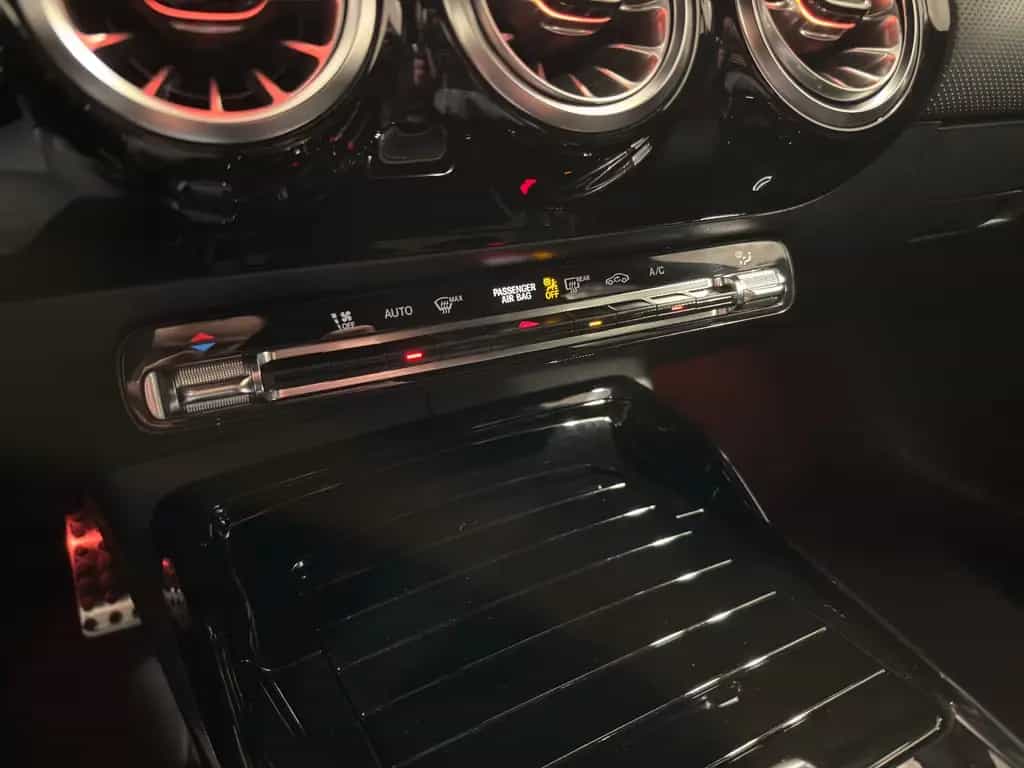 Mercedes-Benz CLA 35 AMG Shooting Brake CLA 35 AMG SB 4Ma.*LED*AHK-ACC-R.KAM-MBUX-SHZ-19 12/2021-photo-35