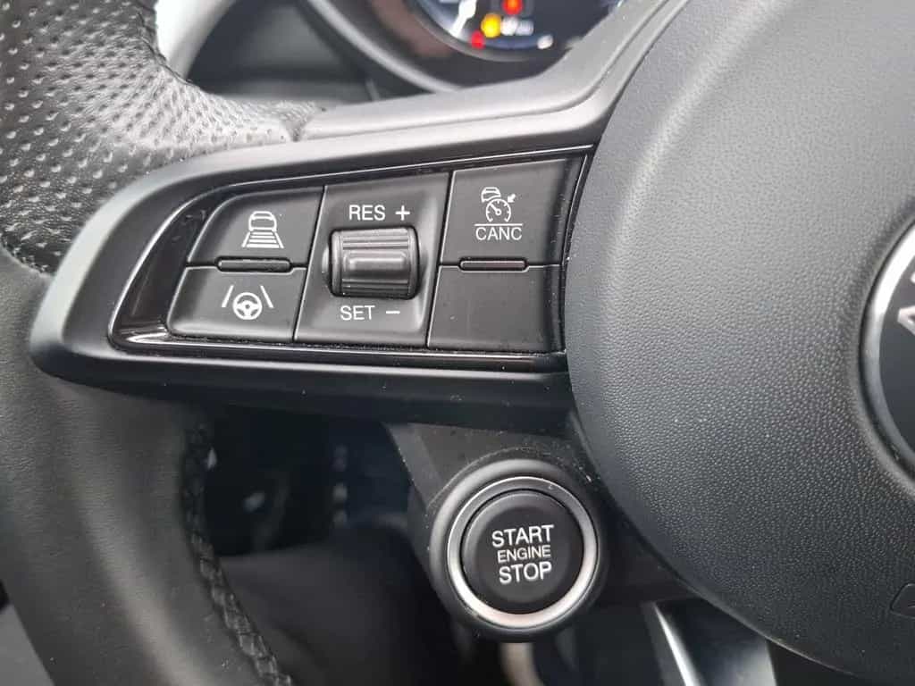 Alfa Romeo Giulia Veloce Q4 2.0 Turbo 16V Kam.+KeyLess+SHZ 01/2024-photo-19