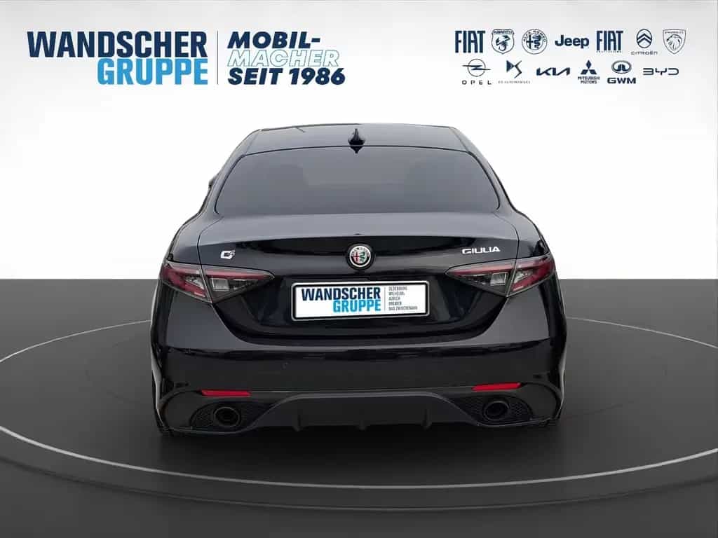 Alfa Romeo Giulia Veloce Q4 2.0 Turbo 16V Kam.+KeyLess+SHZ 01/2024-photo-5