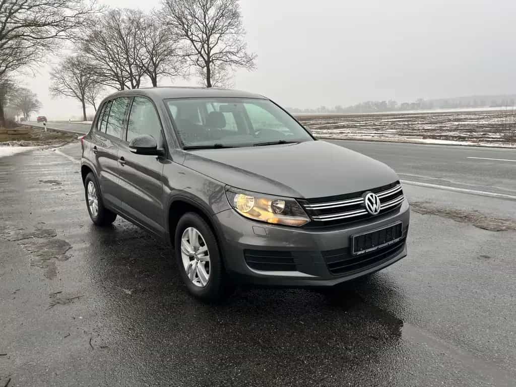Volkswagen Tiguan Trend & Fun 1.Hand 87000km Scheckheft 07/2014-photo-1