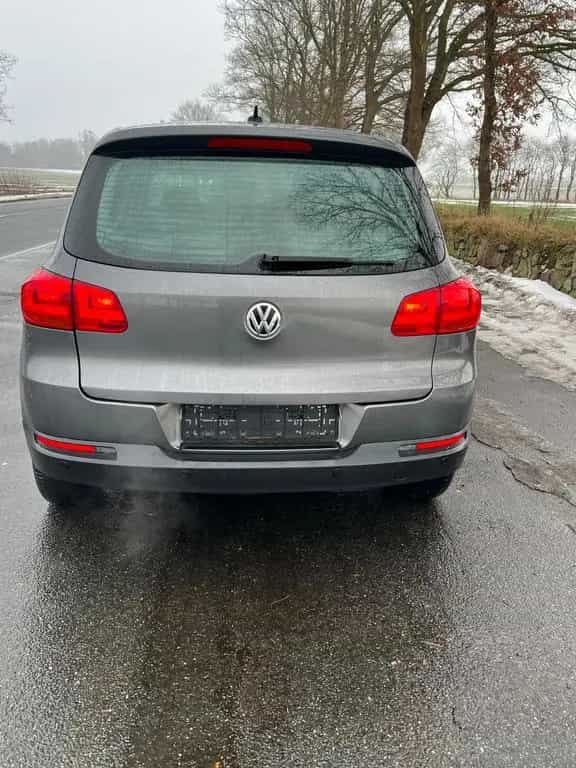 Volkswagen Tiguan Trend & Fun 1.Hand 87000km Scheckheft 07/2014-photo-5