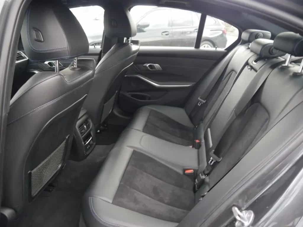 BMW 320 d xDrive Lim. M Sport A.+HUD+HIFI+LASER 04/2019-photo-5