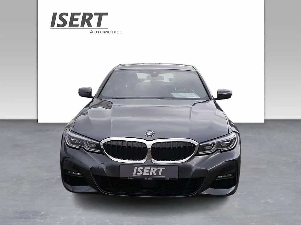 BMW 320 d xDrive Lim. M Sport A.+HUD+HIFI+LASER 04/2019-photo-11