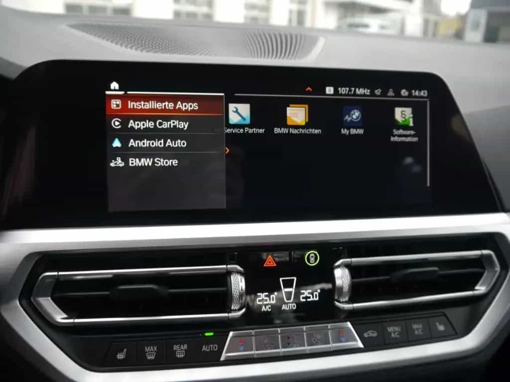 BMW 320 d xDrive Lim. M Sport A.+HUD+HIFI+LASER 04/2019-photo-7