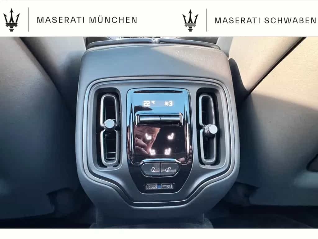 Aston Martin DBX 4.0 V8/ Unfallfrei/ TOP-Ausstattung 01/2023-photo-12