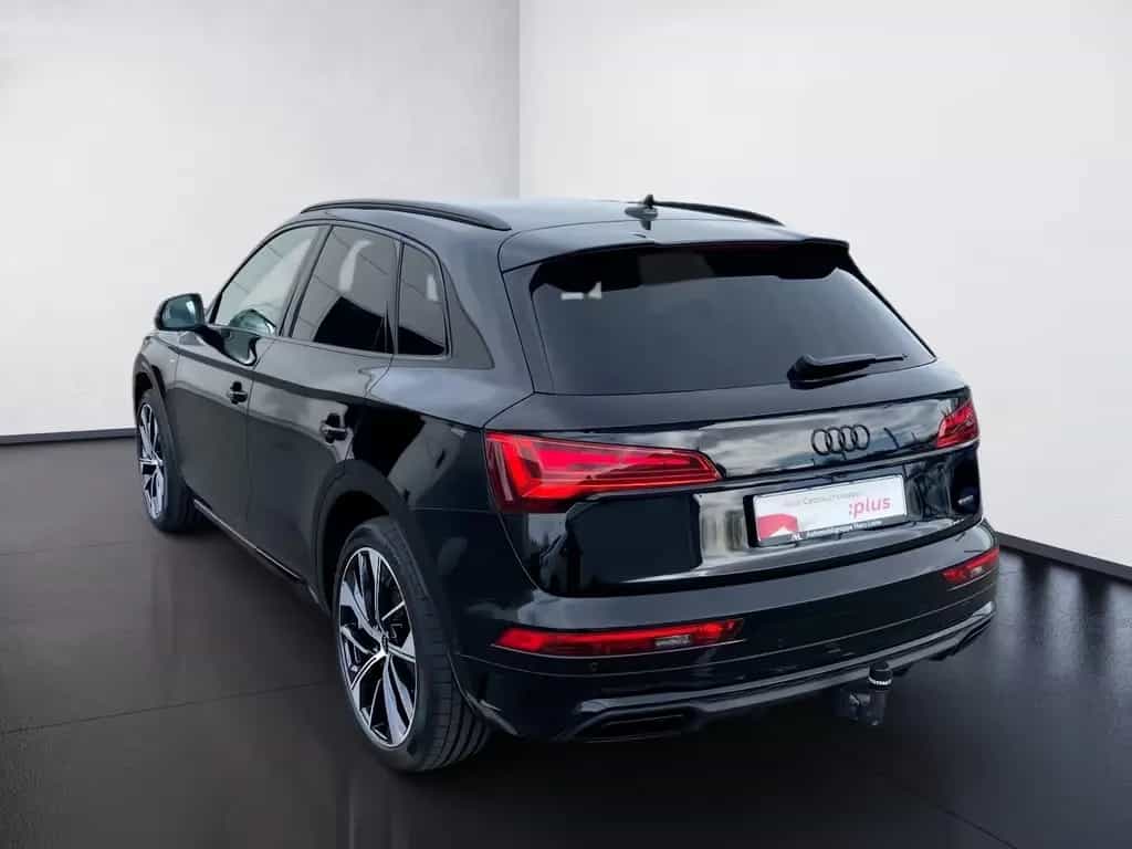 Audi Q5 40 TDI S line quattro S-tronic Matrix Navi Lu 01/2025-photo-3
