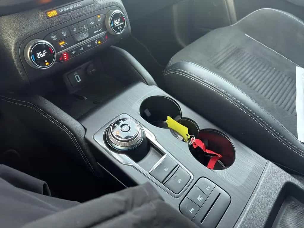 Ford Focus 2.3 EcoBoost ST Automatik Turnier 09/2020-photo-18