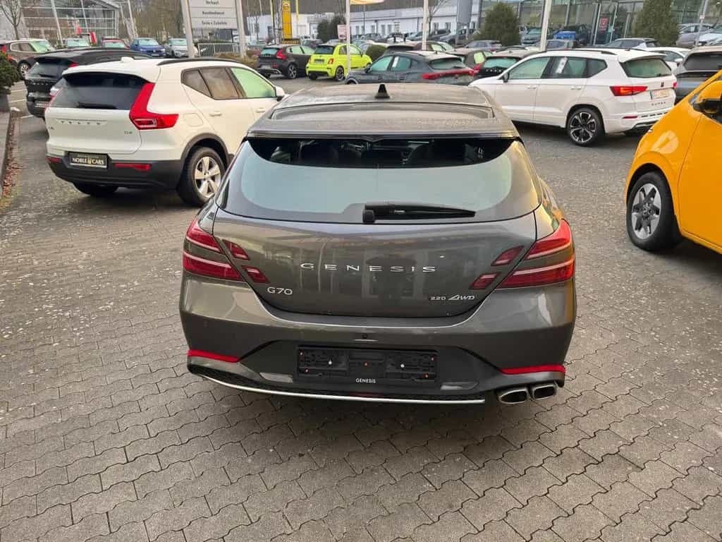 Genesis G70 Shooting Brake Sport AWD PANO 360° ACC 05/2023-photo-34