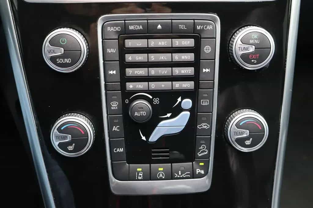 Volvo XC60 2.0 T5 AWD Polar+ | ACC | Camera | Panorama 06/2017-photo-14