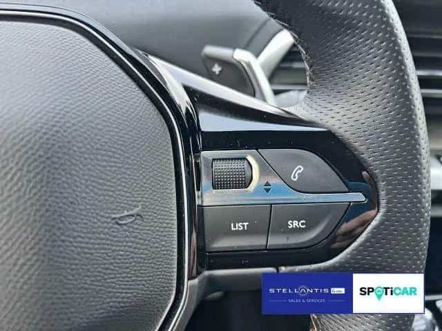 Peugeot 3008 1.2 PureTech 130 GT 09/2023-photo-16