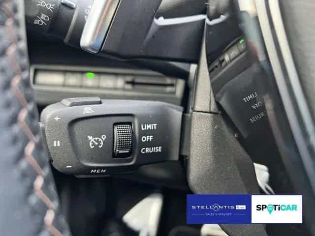 Peugeot 3008 1.2 PureTech 130 GT 09/2023-photo-17