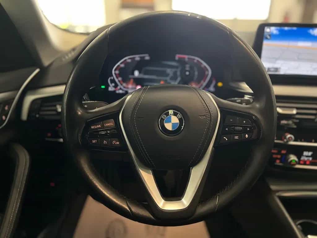 BMW 5 Series 06/2022-photo-16
