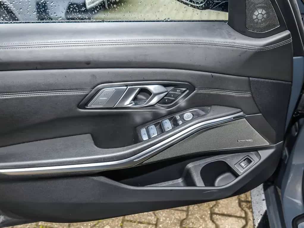 BMW M3 Competition xTouring HUD+Laser+H/K+Klima/Memo 03/2024-photo-18