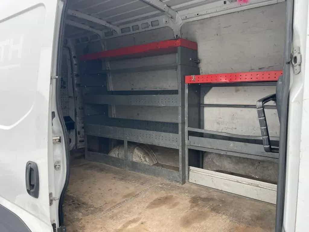 Iveco ANDERE Daily Kasten HKa 35 S TÜV 06 2027 04/2017-photo-8