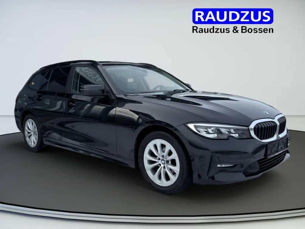 BMW 320 d Touring xDrive Aut. Advantage 02/2020-photo-1