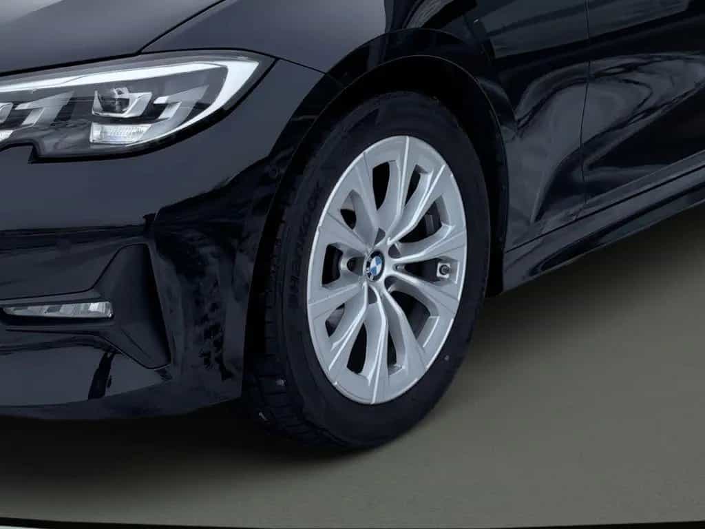 BMW 320 d Touring xDrive Aut. Advantage 02/2020-photo-4