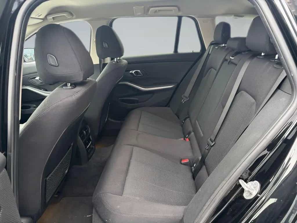 BMW 320 d Touring xDrive Aut. Advantage 02/2020-photo-9