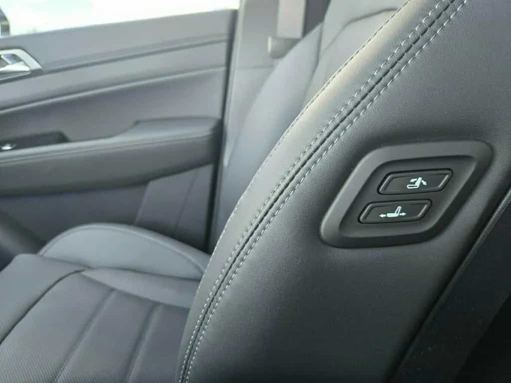 KGM Rexton 2.2 e-XDi 148kW AWD Black 07/2025-photo-14