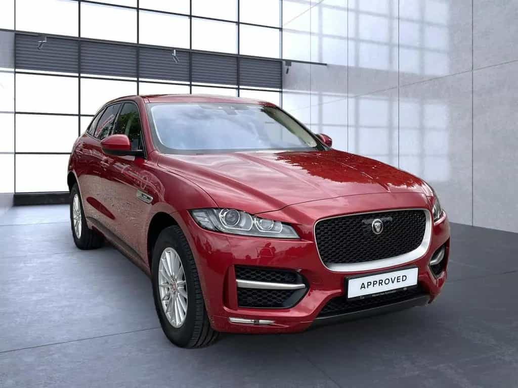 Jaguar F-Pace 25t AWD R-Sport 07/2017-photo-16