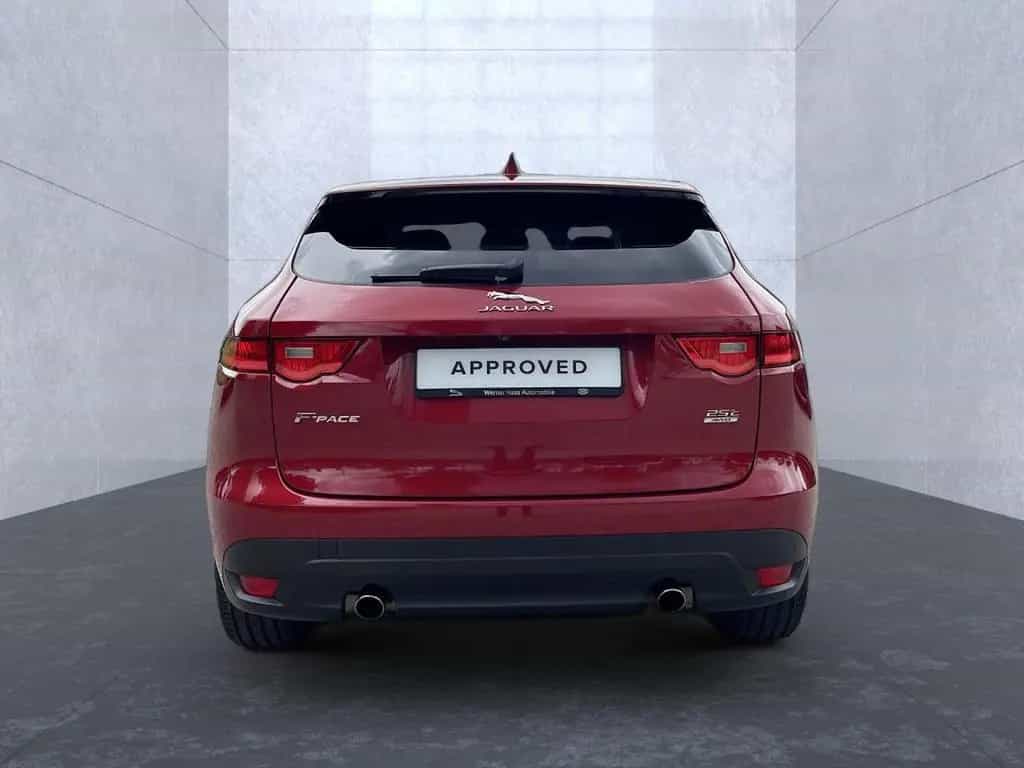 Jaguar F-Pace 25t AWD R-Sport 07/2017-photo-5