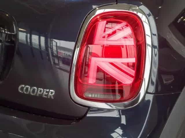 MINI Cooper 3-Türer Classic Trim Adapt.LED+PDC+SHZ 12/2021-photo-5