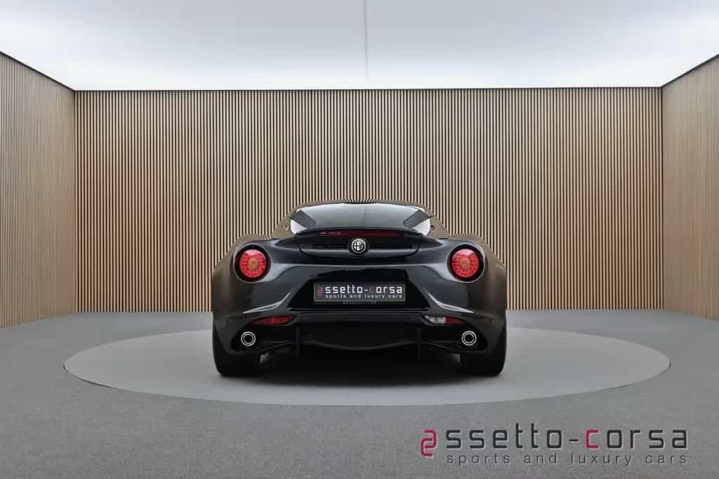 Alfa Romeo 4C *Carbon*10.379km*Classic Rims* Service history 06/2019-photo-2