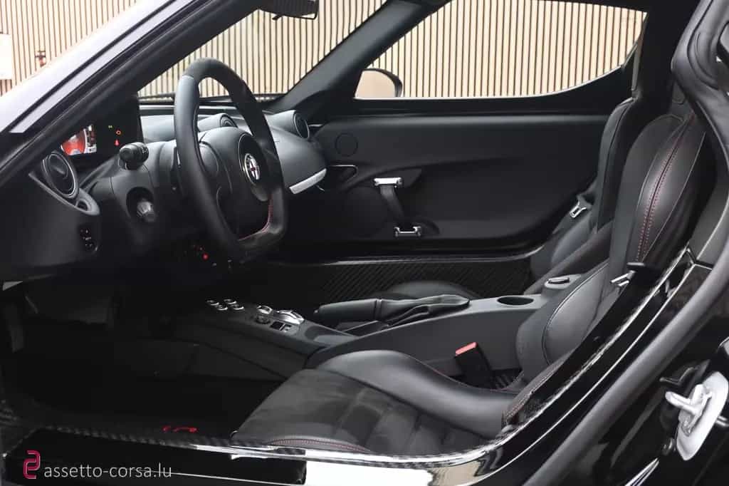 Alfa Romeo 4C *Carbon*10.379km*Classic Rims* Service history 06/2019-photo-9
