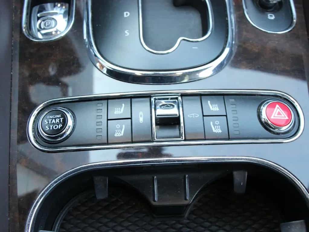 Bentley Continental GTC V8 Convertible 4.0 V8 | Mulliner 01/2018-photo-24