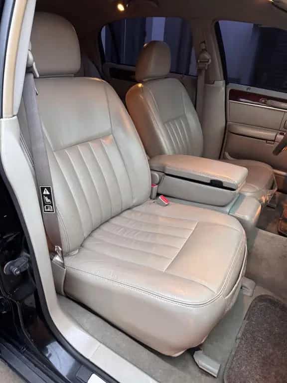 Lincoln Town Car 4.6l V8 09/2003-photo-12