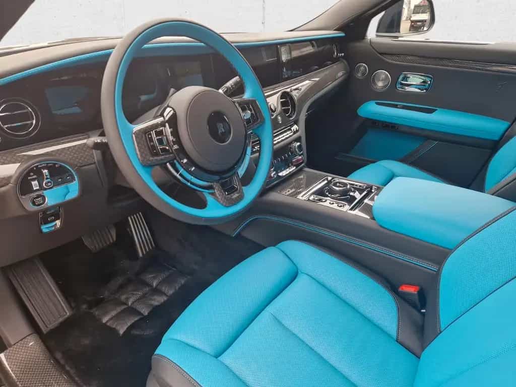 Rolls-Royce Ghost Black Badge null-photo-7